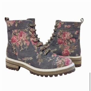 Anthropologie Cecilia Floral Leather Chance Combat Hiking Boots 9